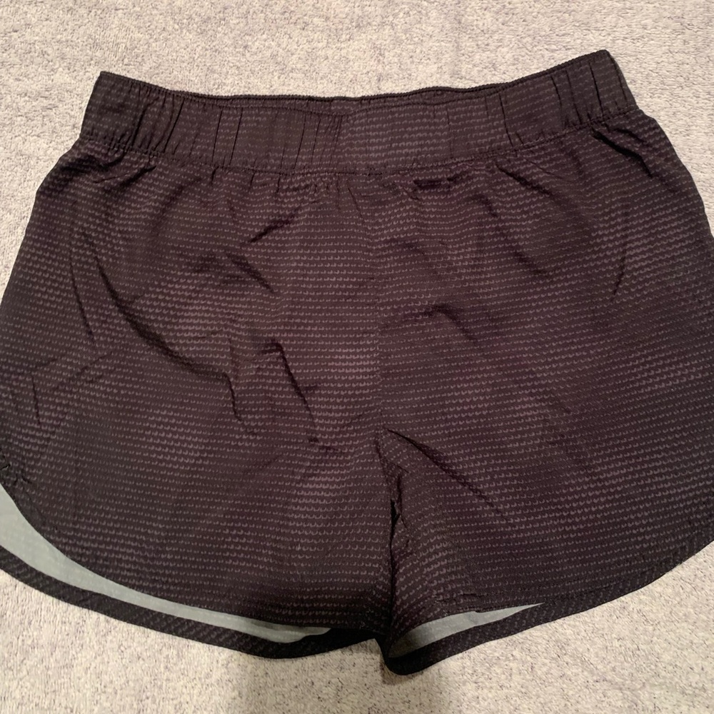 Black old navy athletic shorts